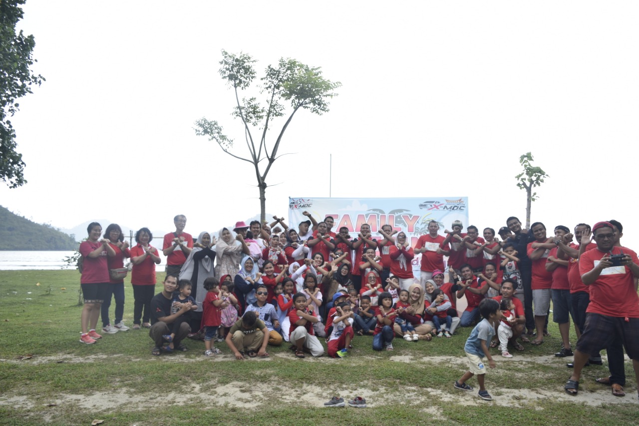X-Moc Chapter Padang : Family Gathering di Pantai Paku Sungai Nyalo