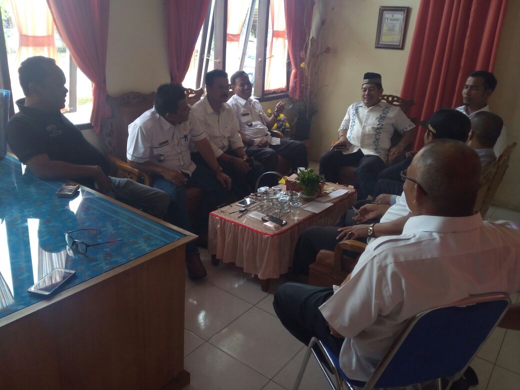 Rapat Koordinasi Bersama Camat Dan Wali Nagari Di Kecamatan Koto XI Tarusan Tentang Rencana Pembangu